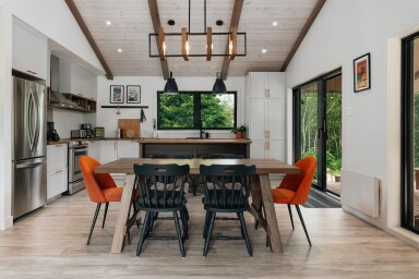 Cottage, Interior Design, Dining Room, Dining Table, Table, Home Decor, Kitchen