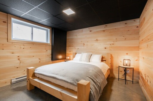 Chambre #4 au sous-sol
