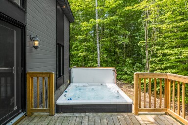 Nature,, Tub, Hot Tub, Indoors, Interior Design, Housing, Porch