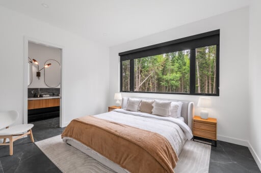 Room #1 · Étage