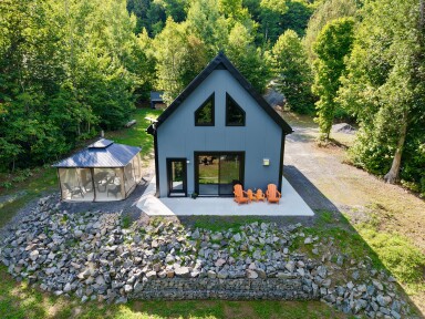 Québec, Cottage, House, Housing, Chair, Backyard, Outdoors