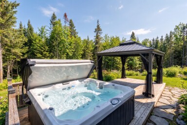 Canada, Baignoire, Bain À Remous, Extérieur