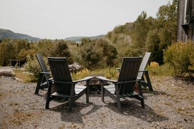 Québec, Gravel, Road, Chair, Furniture, Scenery, Grass