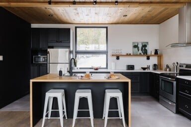 Québec, Indoors, Interior Design, Kitchen, Kitchen Island, Furniture, Microwave