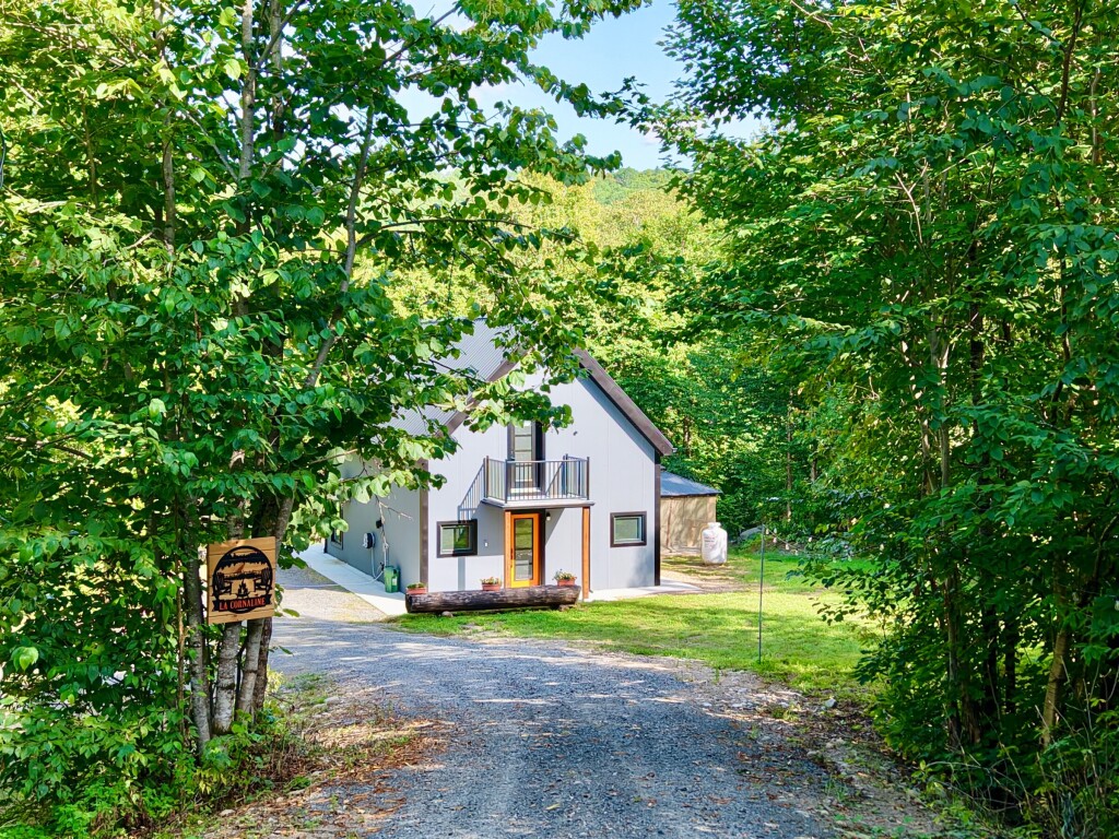 Nature,, Housing, Outdoors, Plant, House, Driveway, Aerial View