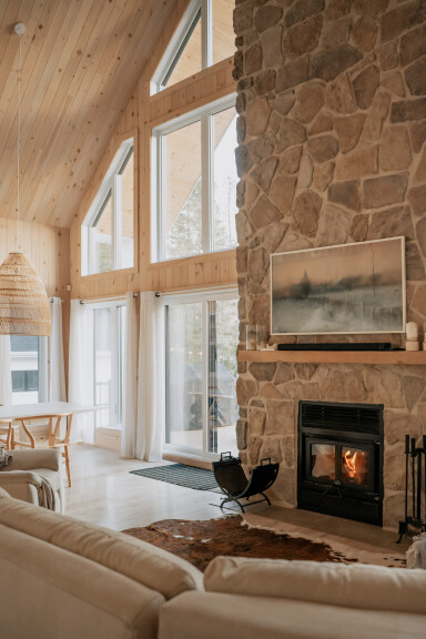 Cottage, Indoors, Interior Design, Fireplace, Hearth, Living Room, Home Decor