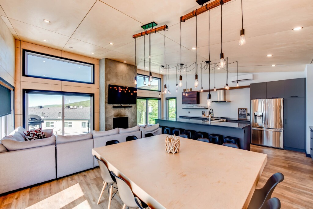 Nature, Intérieur, Design D'intérieur, Salle À Manger, Table, Décoration D'intérieur, Moniteur