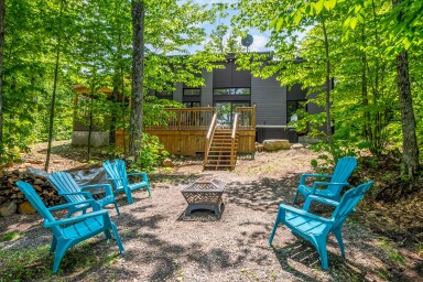 Québec, Backyard, Outdoors, Scenery, Chair, Interior Design, Grass