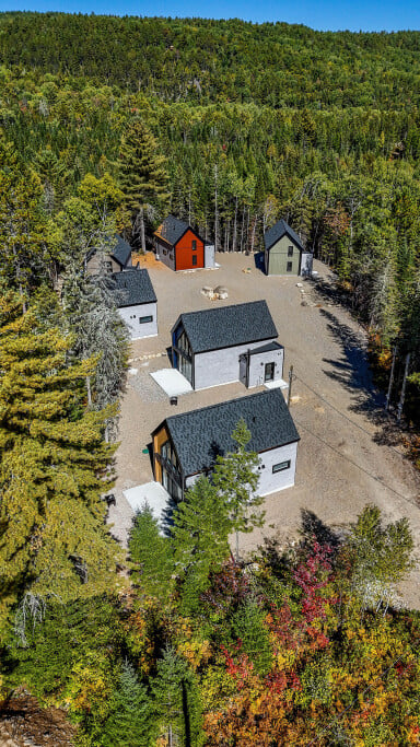 Québec, Outdoors, Building, Housing, Aerial View, House, Driveway