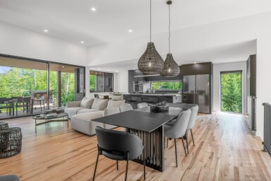 Chalet, Salle À Manger, Table À Manger, Table, Design D'intérieur, Décoration D'intérieur, Sol
