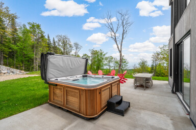 Québec, Bain À Remous, Bain À Remous, Intérieur, Design D'intérieur