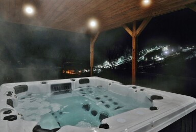 Canada, Hot Tub, Tub