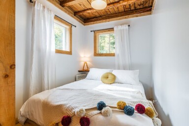 Canada, Indoors, Interior Design, Cushion, Home Decor, Stained Wood, Pillow