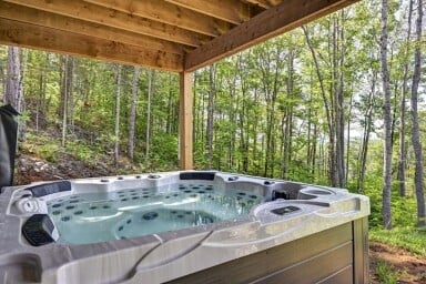Canada, Tub, Hot Tub, Indoors, Interior Design