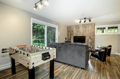Canada, Indoors, Interior Design, Table, Home Decor, Wood, Monitor