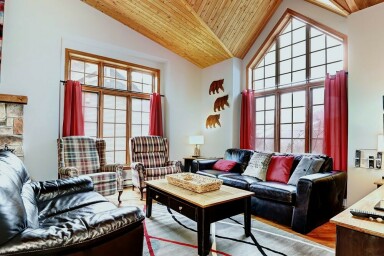 Nature,, Home Decor, Interior Design, Couch, Rug, Lamp, Chair