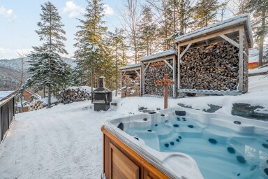 Québec, Bain, Bain À Remous, Extérieur