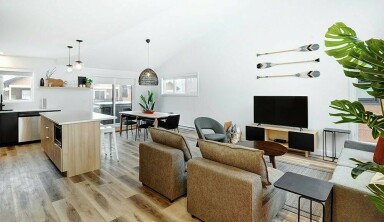 Cottage, Home Decor, Indoors, Plant, Monitor, Chair, Living Room