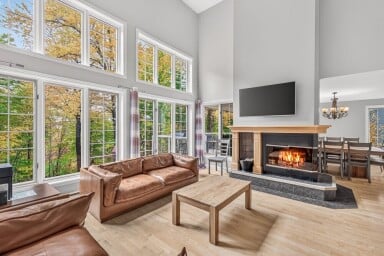 Chalet, Cheminée, Design D'intérieur, Décoration D'intérieur, Porte-Fenêtre, Chaise, Canapé