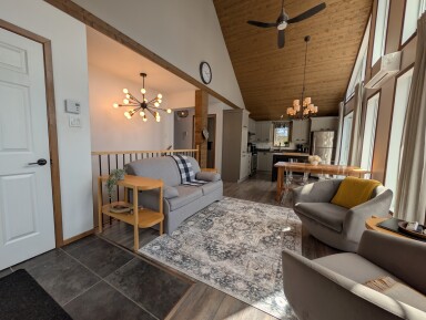 Québec, Home Decor, Interior Design, Floor, Flooring, Living Room, Ceiling Fan