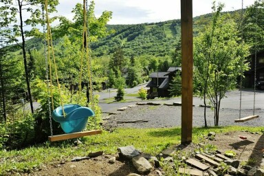 Québec, Nature, Outdoors, Scenery, Shelter, Vegetation, Car