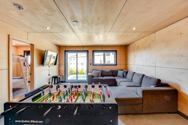 Chalet, Intérieur, Design D'intérieur, Mobilier, Salon, Décoration D'intérieur, Table